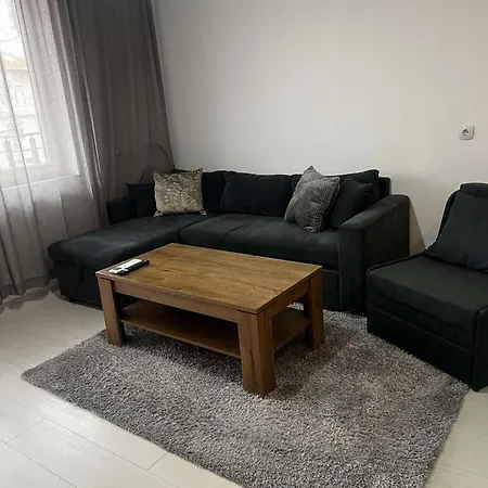 아파트 The Place -apartments In Plovdiv, With Private Parking *